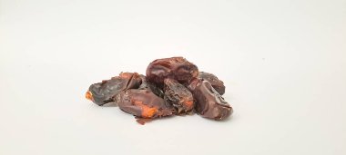 Beyaz arka plan üzerinde izole meyve tarihi