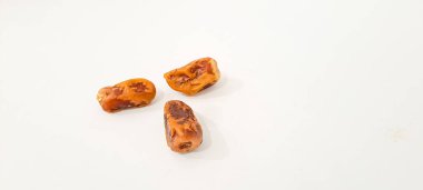 Beyaz arka plan üzerinde izole meyve tarihi