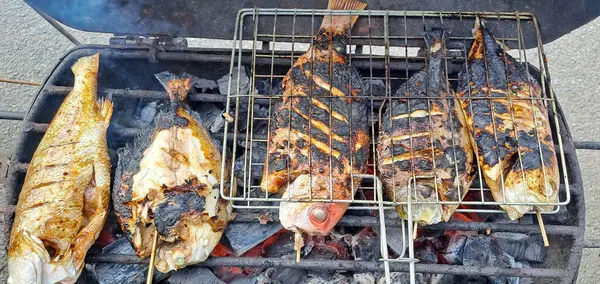 ızgarada Balık Pişirme