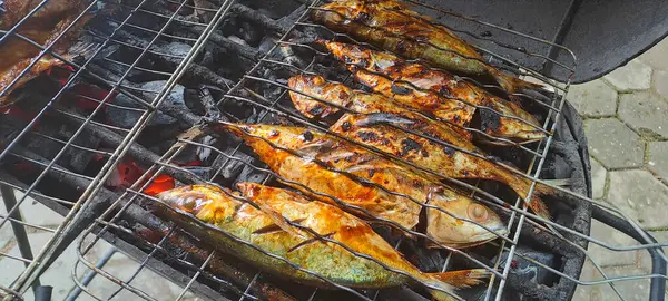 ızgarada Balık Pişirme