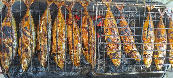 ızgarada Balık Pişirme