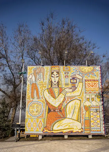 Geniş Açık Mozaik Sanat Paneli