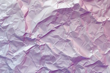 Buruşuk beyaz kağıtların fotoğrafı. Kapatın. Arkaplan veya haritalama için arkaplan dokusu