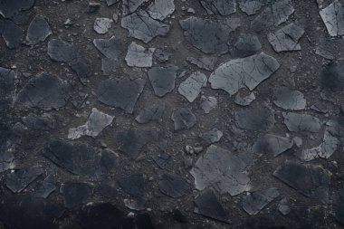 Siyah taş asfalt yüzey dokusunun işlenmiş kolajı. Pankart, arkaplan veya 3B haritalama için doku
