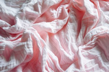 Arkaplanı kapatmak için dokunun işlenmiş şifon kumaş pembe rengi