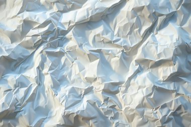 Buruşuk beyaz kağıtların fotoğrafı. Kapatın. Arkaplan veya haritalama için arkaplan dokusu