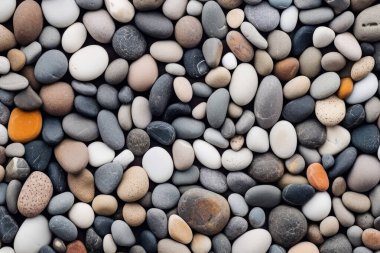 Sahildeki çakıl taşlarının yüzey dokusunun işlenmiş kolajı. Pankart, arkaplan veya 3B haritalama için doku