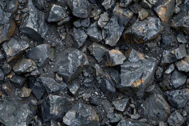 Büyük doğal siyah kömür yığınının fotoğrafı. Arkaplan veya haritalama için arkaplan dokusu