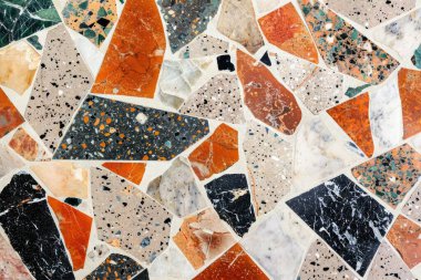 Zemin yüzeyindeki gri terrazzo parçacıklarının fotoğrafı. Arkaplan veya haritalama için arkaplan dokusu