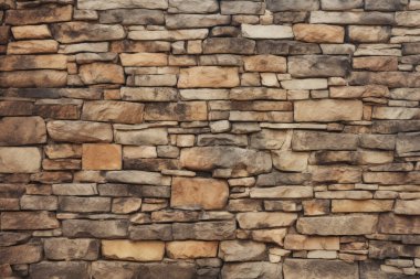 Gündüz vakti eski ortaçağ taş duvar dokusunun işlenmiş kolajı. Pankart, arkaplan veya 3B haritalama için doku