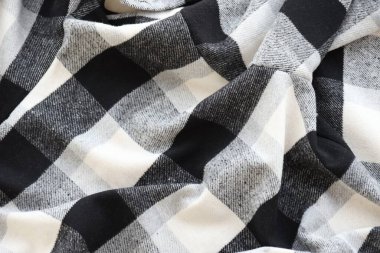 Siyah kareli peçete havlusu izole edilmiş, mutfak peçetesi siyah. Yiyecek temizliği ya da dekor