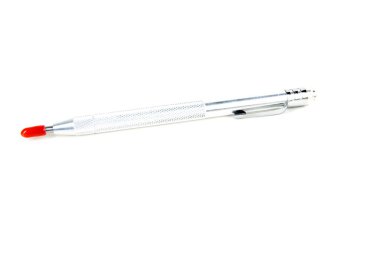 Parlak alüminyum renkli koruyucu lastik uçlu yazıcı aracı