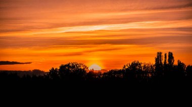 İspanya 'da güzel turuncu gün batımı