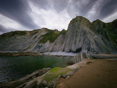 İspanya, Zumaia 'daki uçurumun manzarası