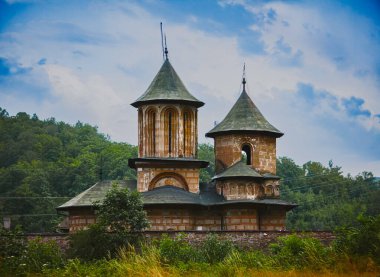 Romanya 'daki Cornet Manastırı, 27 Haziran 2025' te çekildi