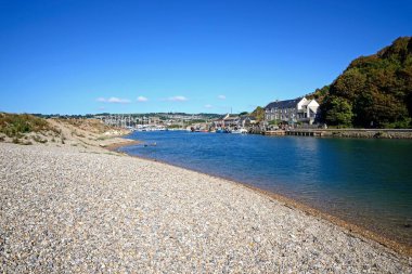 AXMOUTH, UK - 30 AĞUSTOS 2022 - Limanda Axmouth, Devon, İngiltere, Avrupa, 30 Ağustos 2022.