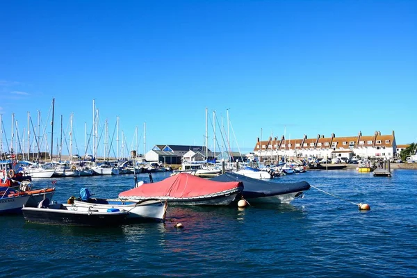 Axmouth Regno Unito Agosto 2022 Barche Pesca Yacht Ormeggiati Lungo — Foto Stock