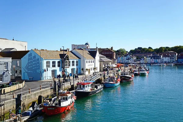 Weymouth 2022年9月25日 伝統的な漁船が港の岸壁に係留され ウェイマス ドーセット イギリス ヨーロッパ 2022年9月25日 — ストック写真