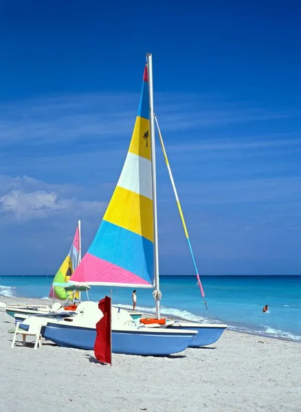 Miami Eua Janeiro 1991 Catamarãs Para Alugar Praia Areia Branca — Fotografia de Stock