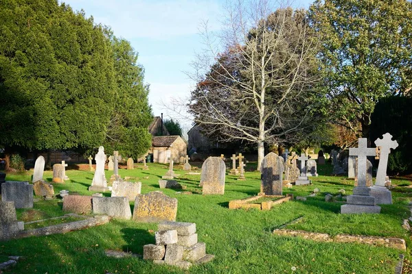 Martock Ngiltere Kasım 2022 All Saints Kilisesi Mezarlığı Martock Somerset — Stok fotoğraf