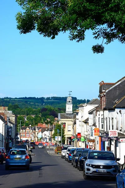 Chard June 2023 View Fore Street High Street Shops Guildhall — ストック写真