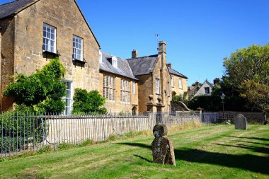 Bakan Ilminster, Somerset, İngiltere ve Avrupa 'nın arkasındaki eski papaz evine bakın.