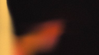 Koyu kum tanecikli arka plan turuncu siyah renkler afiş kapağı soyut tasarım