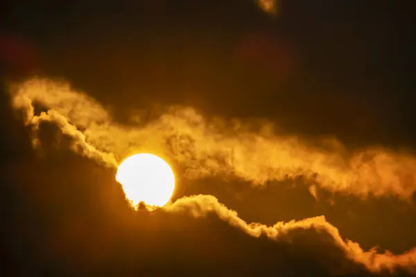 Wczesnym Rankiem Wschodzie Słońca Słońcu Tle — Zdjęcie stockowe