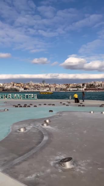 Isztambulban Törökországban 2023 Február Látványos Kilátás Isztambulra Bosphorusra Sarayburnu Közparkból — Stock videók