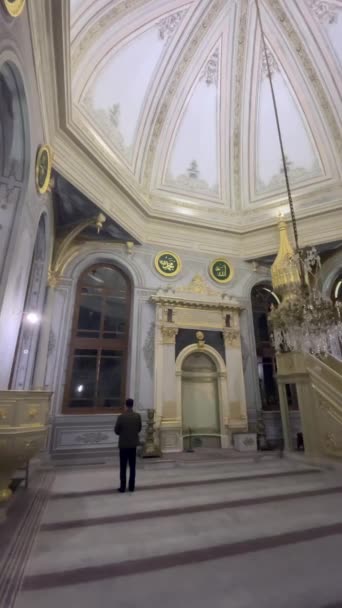 Tesvikiye Κωνσταντινούπολη Τουρκία Μαρτίου 2023 Tesvikiye Τζαμί Μία Από Τις — Αρχείο Βίντεο
