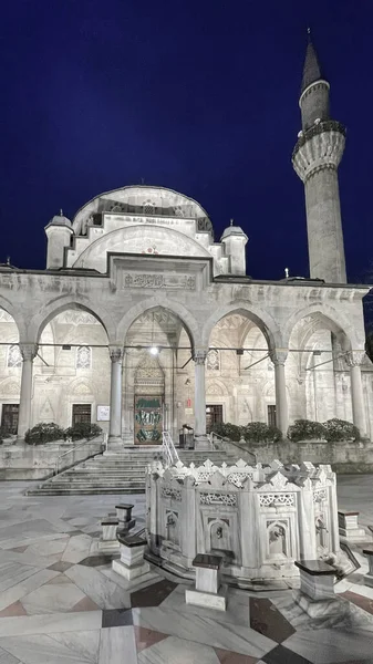 Sisli Turquia Março 2023 Mesquita Sisli Istambul Interseção Arquitetura Moderna — Fotografia de Stock