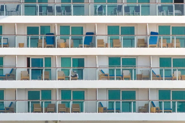 Yolcu Gemisi Balkonları Odaları — Stok fotoğraf
