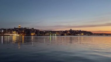 İstanbul 14. 2023 tarihli İstanbul Yarımadası, Türkiye, Türkiye. Tarih ve Kültür açısından zengin bir bölge. Sabahın erken saatlerindeki tarihi yarımadanın görüntüleri. Modern hayatı, tarihi ve kültürel değerleriyle..