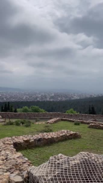 トルコ イスタンブール2023年5月7日イスタンブールの歴史的防衛地 アイドス城アイドス城からの眺めは イスタンブールの自然の美しさを探索したい人のための人気のある訪問地です — ストック動画