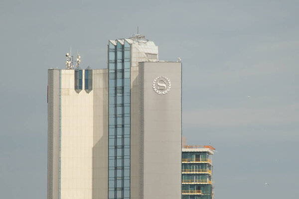 Истанбул, Турция.30 апреля 2023 года Мраморный берег Стамбула. Атакой, Шератон.