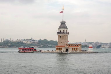 19 Mayıs 2023 İstanbul Boğazı 'ndaki Bakire Kulesi, restorasyondan sonra Türkiye, İstanbul