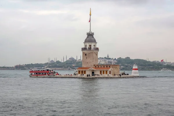 Istanbul Turquía May 2023 Torre Doncella Estrecho Del Bósforo Estambul — Foto de Stock