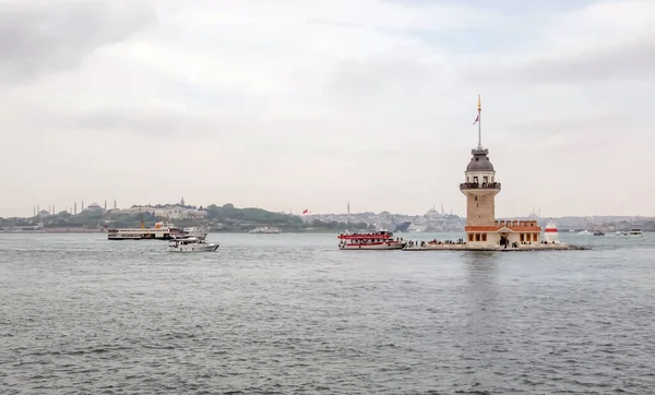 Istanbul Turkey May 2023 Maiden Tower Bosphorus Strait Istanbul Turkey — Stock Photo, Image