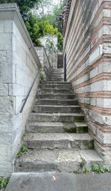 İstanbul 'un dini ve turistik mekanı Eyp Sultan' ın tarihi binalarıyla manzarası.