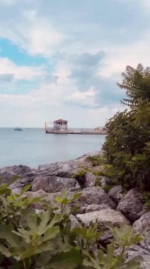 Moda, istanbul, Türkiye. 18 Haziran 2023.A Tranquil Escape in the Heart of Istanbul, Moda Pier.Zaman aşımlı video.