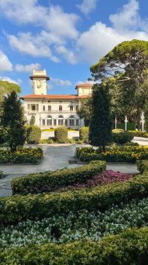Beykoz, istanbul, Türkiye. 16.2023.Hidiv Grove. İstanbul 'un Gizli Cenneti ve Hidiv Sarayı' nın Tarihi Görkemi. Osmanlı İmparatorluğunun Zengin Tarihi 'ni keşfedin. İstanbul' un İstanbul tarafındaki İstanbul Boğazı..