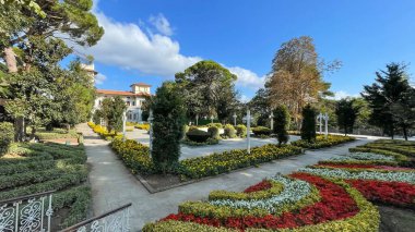 Beykoz, istanbul, Türkiye. 16.2023.Hidiv Grove. İstanbul 'un Gizli Cenneti ve Hidiv Sarayı' nın Tarihi Görkemi. Osmanlı İmparatorluğunun Zengin Tarihi 'ni keşfedin. İstanbul' un İstanbul tarafındaki İstanbul Boğazı..