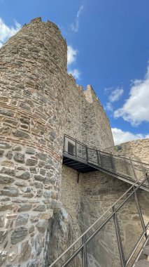 Anadolu Hisari, istanbul, Türkiye, 16 Eylül 2023, Anadolu Hisar kalesi. İstanbul 'un Tarihi ve Kültürel Mirasının Parlayan Mücevheri. Boğaz 'ın Gizemli Savunma Kalesi. Restorasyon sonrası görüntüler. İstanbul 'un İstanbul tarafı. Boğaz..