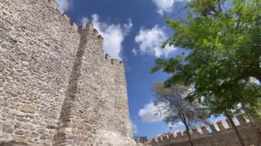 Anadolu Hisari, istanbul, Türkiye, 16 Eylül 2023, Anadolu Hisar kalesi. İstanbul 'un Tarihi ve Kültürel Mirasının Parlayan Mücevheri. Boğaz 'ın Gizemli Savunma Kalesi. Restorasyon sonrası görüntüler. İstanbul 'un İstanbul tarafı. Boğaz..