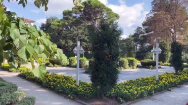 Beykoz, istanbul, Türkiye. 16.2023.Hidiv Grove. İstanbul 'un Gizli Cenneti ve Hidiv Sarayı' nın Tarihi Görkemi. Osmanlı İmparatorluğunun Zengin Tarihi 'ni keşfedin. İstanbul' un İstanbul tarafındaki İstanbul Boğazı..