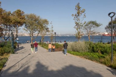 İstanbul Tarih Yarımadası, 20 Ekim 2023 Avrupa ve Asya kıtaları arasındaki rüya şehir. İstanbul Tarihi Yarımadası. Binlerce yıllık mirası keşfet ve tarihte bir yolculuğa çık. Eşsiz Bir Turistik Deneyim. 