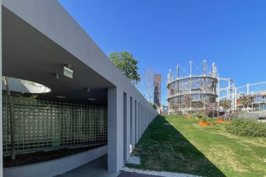 Türkiye 'nin İstanbul kentinde kömür gazı üreten bir gaz fabrikası olan Kadıykoy, istanbul, Türkiye. Bugün 10,2024.Hasanpasa Gazhanesi olarak biliniyor. 1892 'de inşa edilen bina 2021' de bir sanat, kültür ve teknoloji müzesi haline getirildi..