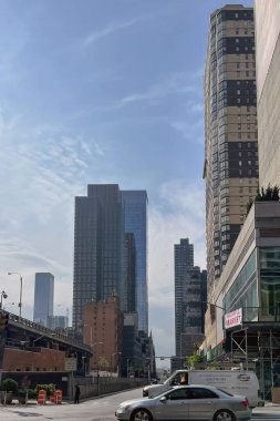 New York, ABD. 7 Mayıs 2024 Kültür, Sanat ve Eğlencenin Kalbinde Büyüleyici Şehir Macerası. Hiç Uyumayan Şehir. Tarih, Modernite ve Sonsuz Keşifler şehrine Seyahat. Dinamik Yaşamın Merkezi. New York.