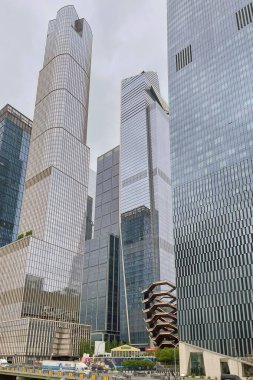 New York, ABD. 7 Mayıs 2024 Kültür, Sanat ve Eğlencenin Kalbinde Büyüleyici Şehir Macerası. Hiç Uyumayan Şehir. Tarih, Modernite ve Sonsuz Keşifler şehrine Seyahat. Dinamik Yaşamın Merkezi. New York.