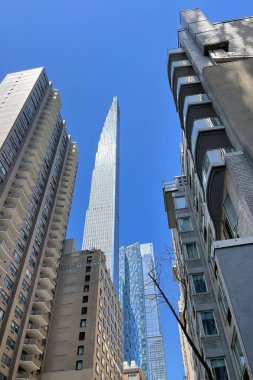 New York, ABD. 7 Mayıs 2024 Kültür, Sanat ve Eğlencenin Kalbinde Büyüleyici Şehir Macerası. Hiç Uyumayan Şehir. Tarih, Modernite ve Sonsuz Keşifler şehrine Seyahat. Dinamik Yaşamın Merkezi. New York.